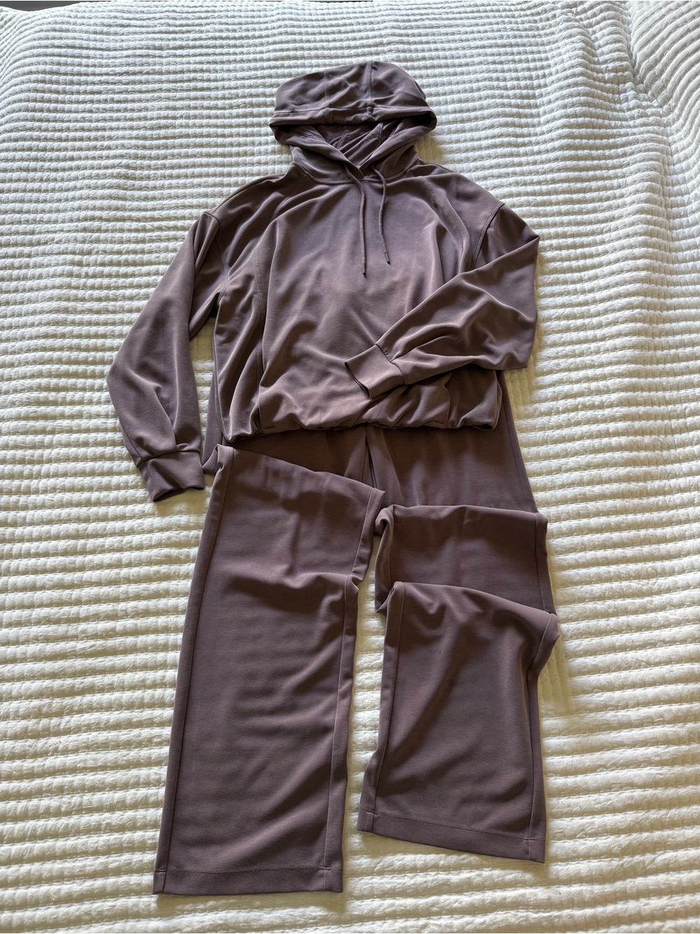 Athleta Seasoft Bubble Hem Hoodie and Pant Soft Mauve - Picture 2 of 3
